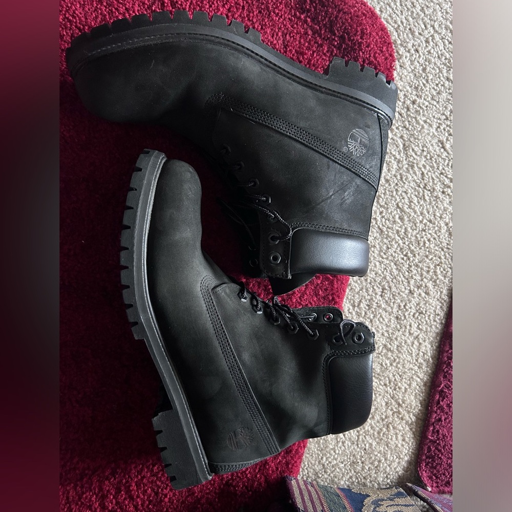 Size 12 Black Timbs Timberlands Timberland Boots worn twice brand new